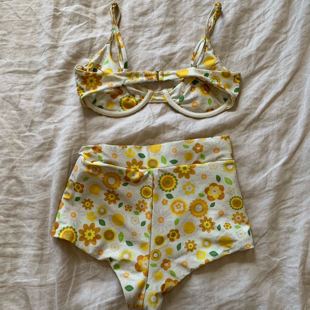 🌼Retro print Swim Suit Inner Relm S/XS🌼 - Picture 2 of 10
